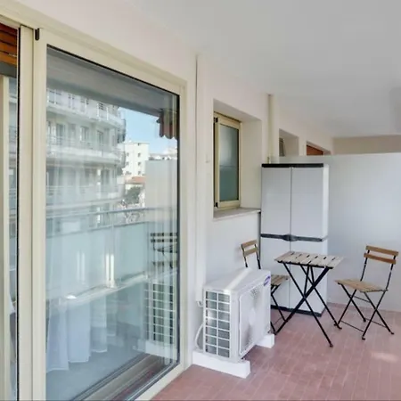 Studio L'iliade * Juan-les-Pins
